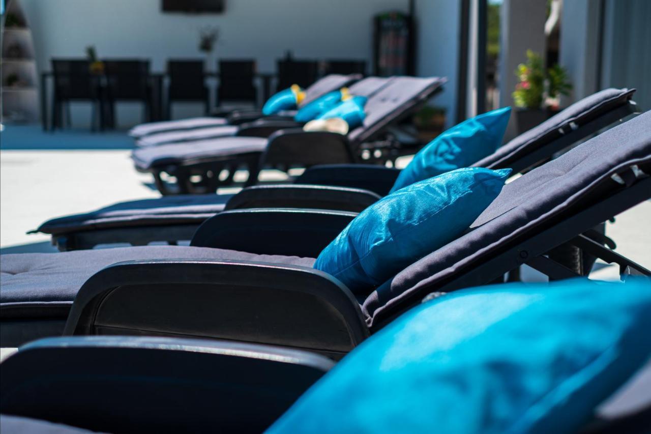 Villa Sky - Heating Pool Kaštel Novi Zewnętrze zdjęcie