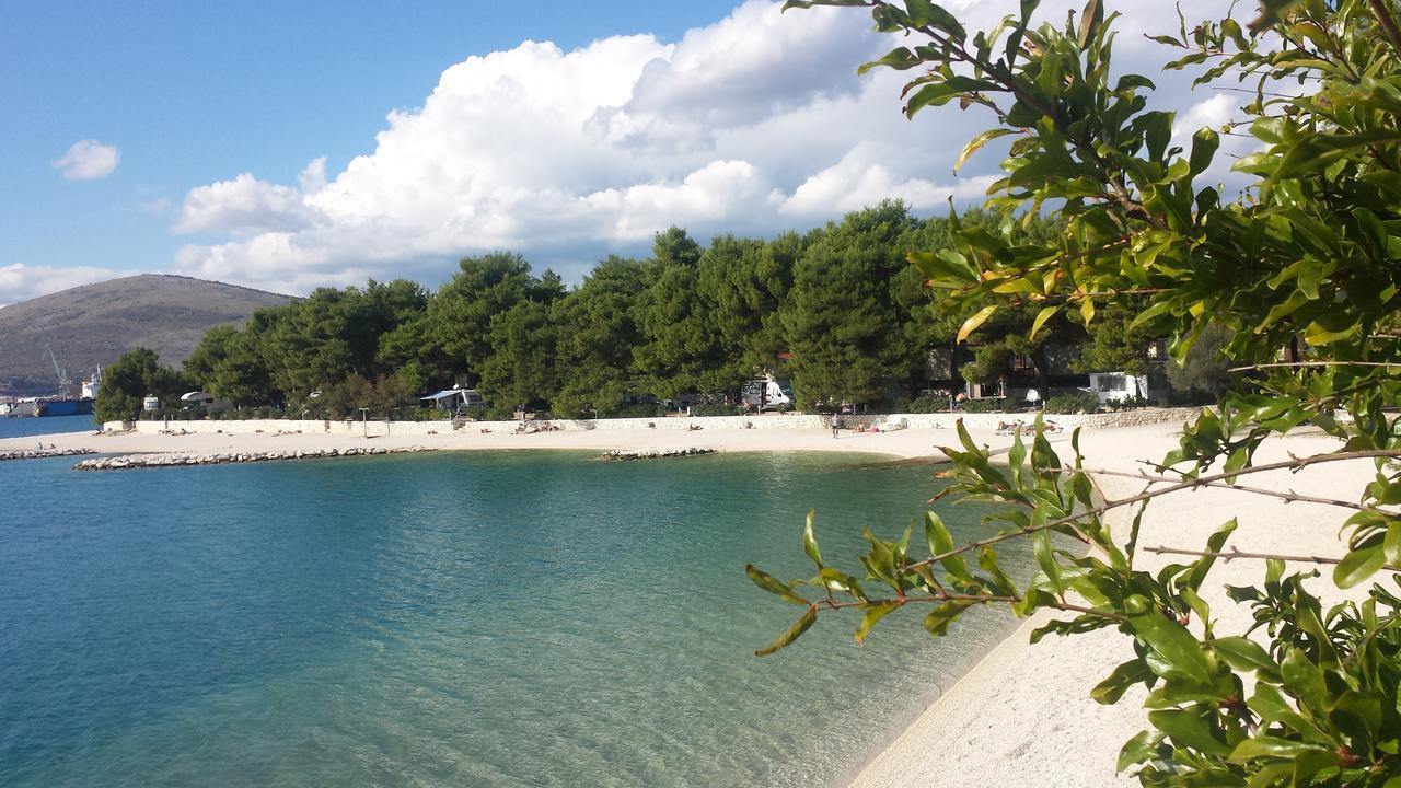 Villa Sky - Heating Pool Kaštel Novi Zewnętrze zdjęcie