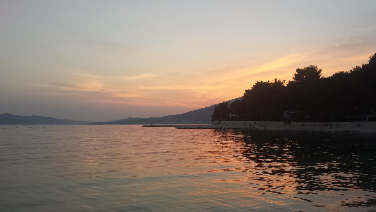 Villa Sky - Heating Pool Kaštel Novi Zewnętrze zdjęcie