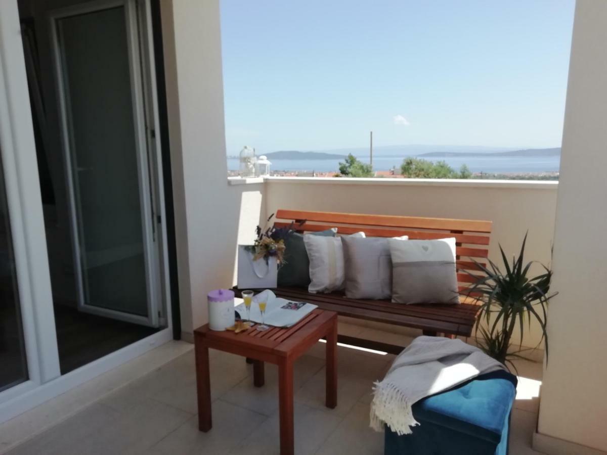 Villa Sky - Heating Pool Kaštel Novi Zewnętrze zdjęcie